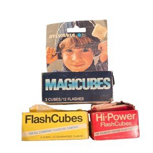 Vtg Lot FlashCubes Magicubes Hi Power FlashCubes GE Sylvania